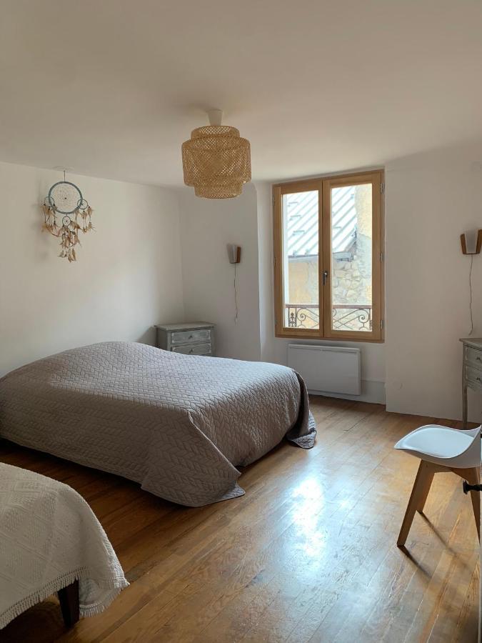 Maison Familiale Des Remparts Colmars Esterno foto